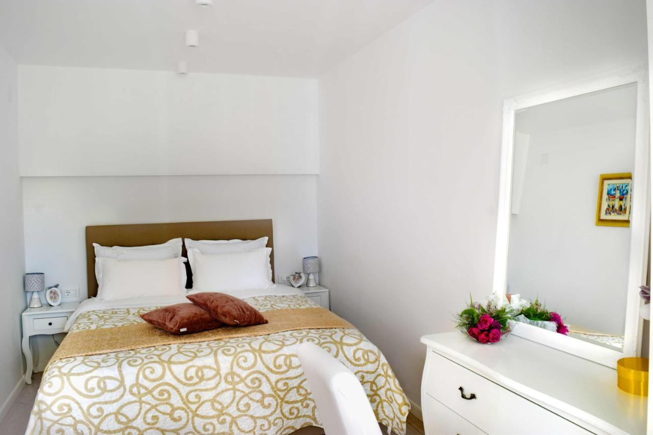 Apartment Luxury Mrs. Perfect *